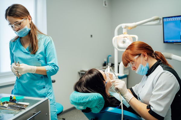 Reasons To Choose A Composite Filling Over A Silver Filling