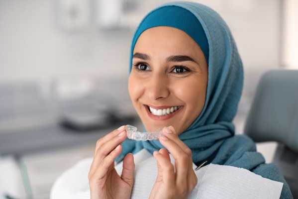 Invisalign Teeth Straightening Therapy Aftercare